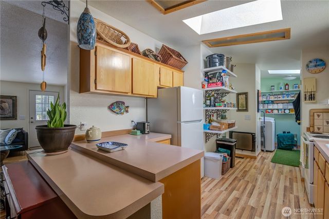 51 N Silver Lane N, Hoodsport, WA 98548