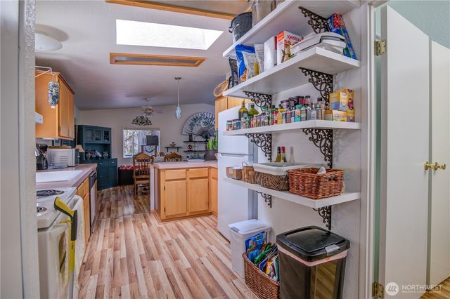 51 N Silver Lane N, Hoodsport, WA 98548