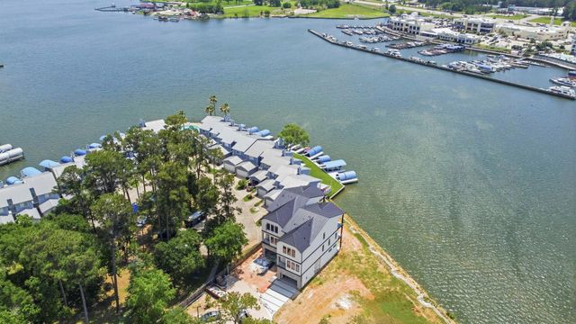2 Key Harbor Drive, Conroe, TX 77356