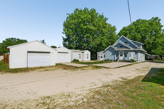 2707 Logan Avenue, Des Moines, IA 50317