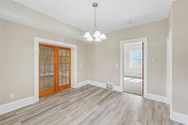 2707 Logan Avenue, Des Moines, IA 50317