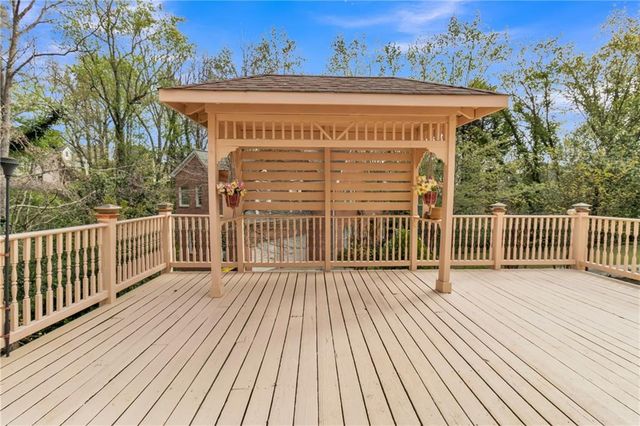 915 Chipley Court, Marietta, GA 30062