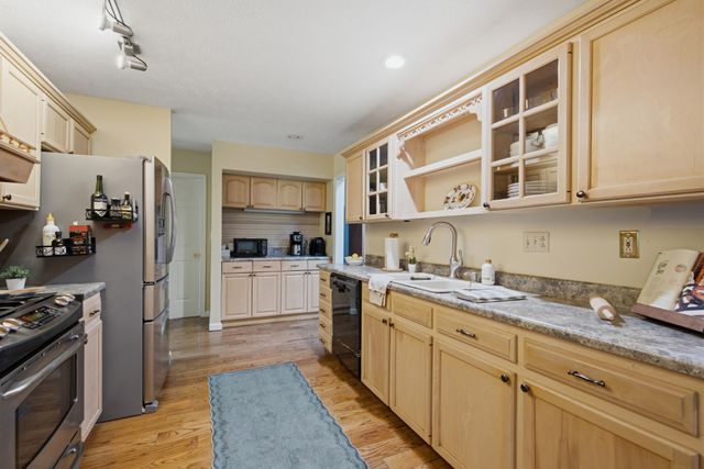1021 Pine Valley Rd, Kingston Springs, TN 37082