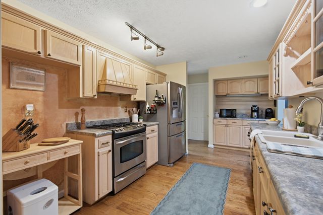 1021 Pine Valley Rd, Kingston Springs, TN 37082
