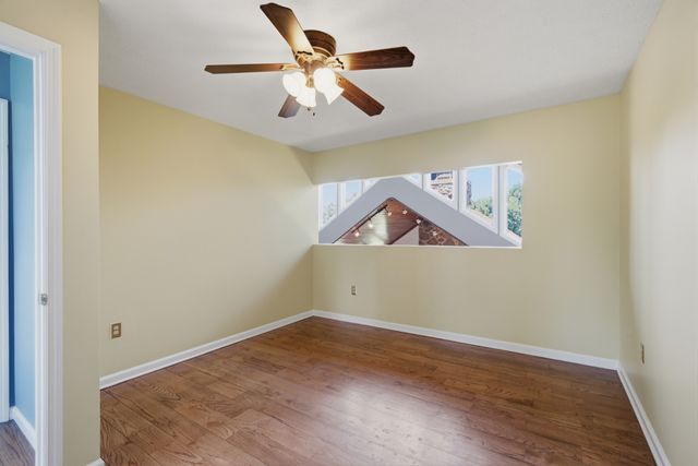 1021 Pine Valley Rd, Kingston Springs, TN 37082