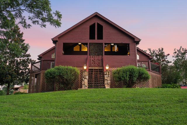 1021 Pine Valley Rd, Kingston Springs, TN 37082