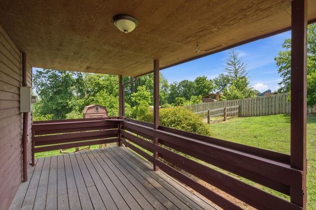 1021 Pine Valley Rd, Kingston Springs, TN 37082