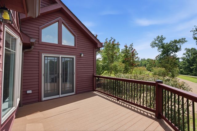 1021 Pine Valley Rd, Kingston Springs, TN 37082