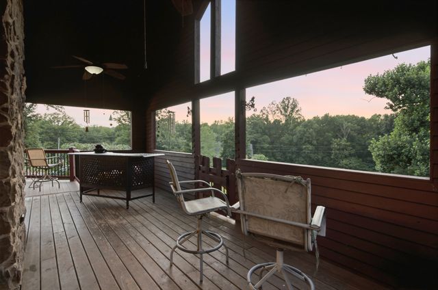 1021 Pine Valley Rd, Kingston Springs, TN 37082