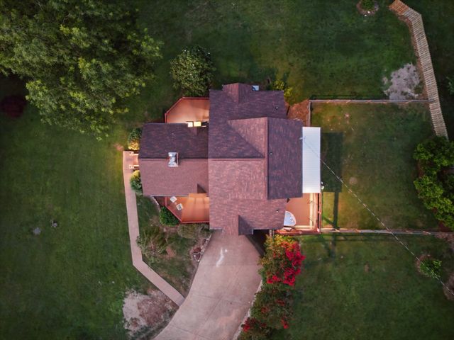 1021 Pine Valley Rd, Kingston Springs, TN 37082