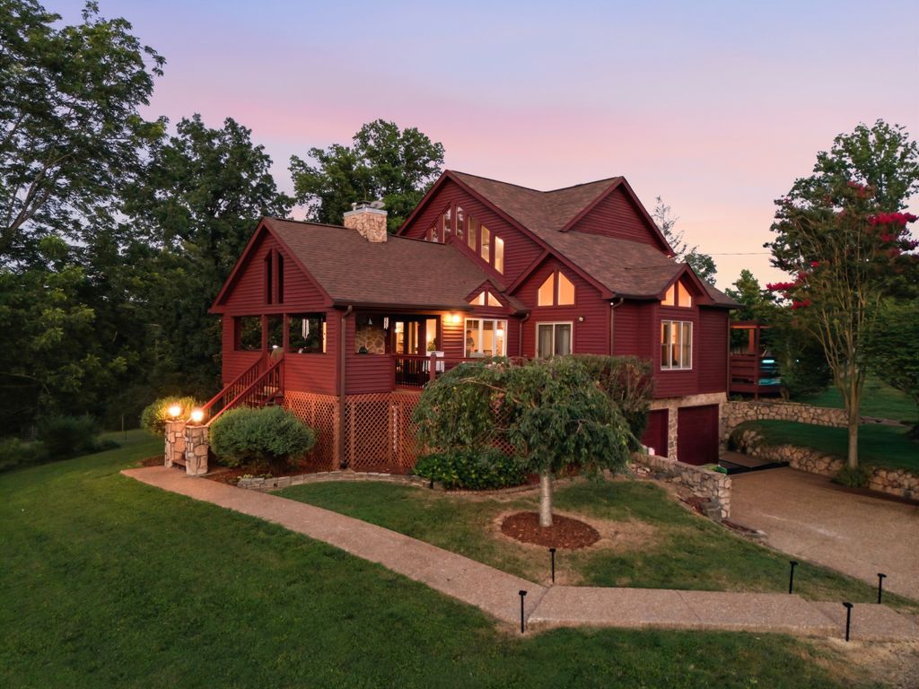 1021 Pine Valley Rd, Kingston Springs, TN 37082