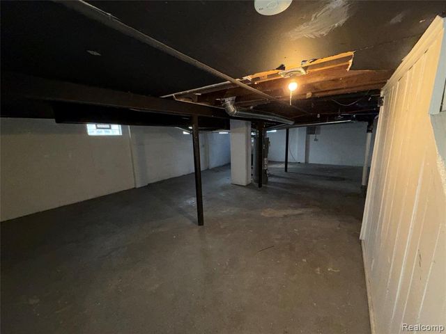 18830 Hasse Street, Detroit, MI 48234