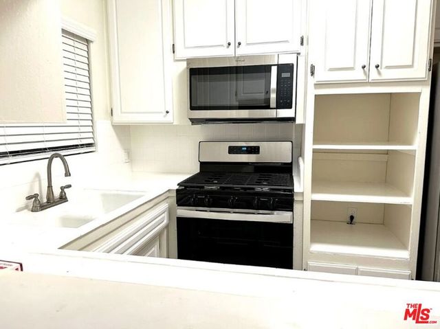 7631 Norton Avenue, West Hollywood, CA 90046