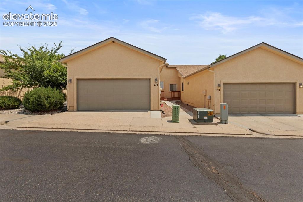 718 Cima Vista Point 20, Colorado Springs, CO 80916