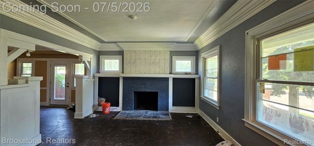 15775 Archdale Street, Detroit, MI 48227