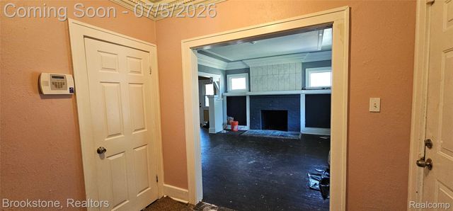 15775 Archdale Street, Detroit, MI 48227