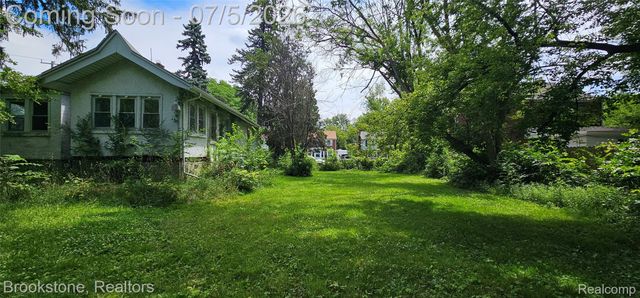 15775 Archdale Street, Detroit, MI 48227