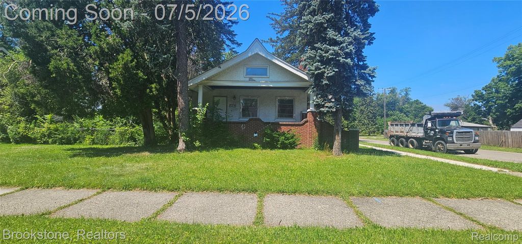 15775 Archdale Street, Detroit, MI 48227