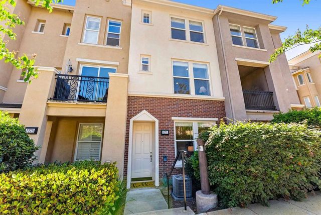 1271 Elfin Forest Road E, San Marcos, CA 92078