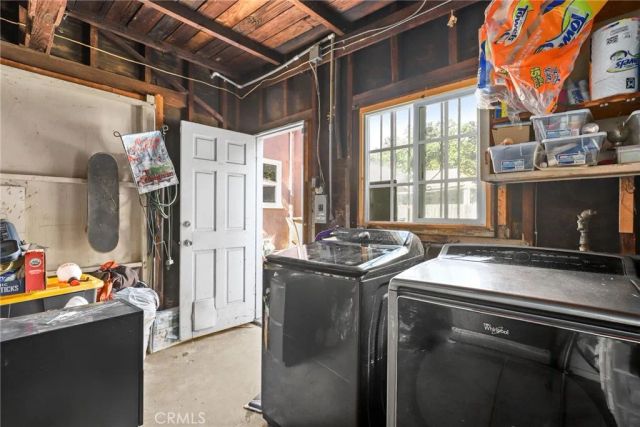 5590 Lewis, Long Beach, CA 90805