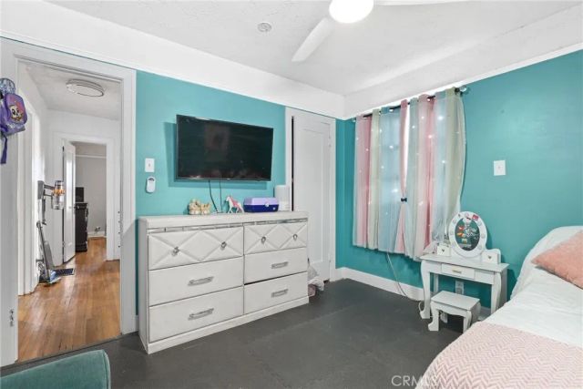 5590 Lewis, Long Beach, CA 90805