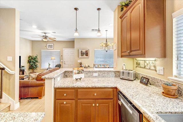 12833 Rogge Village Loop, Salinas, CA 93906