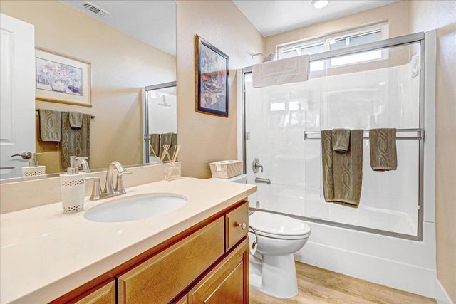 12833 Rogge Village Loop, Salinas, CA 93906