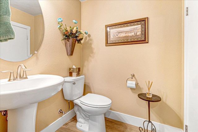 12833 Rogge Village Loop, Salinas, CA 93906