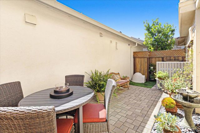 12833 Rogge Village Loop, Salinas, CA 93906