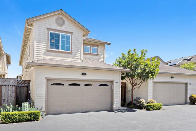 12833 Rogge Village Loop, Salinas, CA 93906