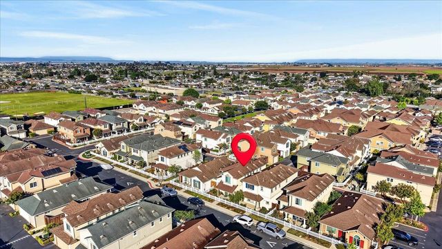 12833 Rogge Village Loop, Salinas, CA 93906