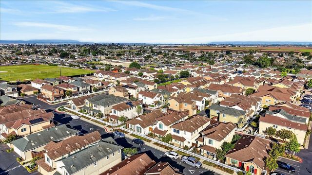 12833 Rogge Village Loop, Salinas, CA 93906
