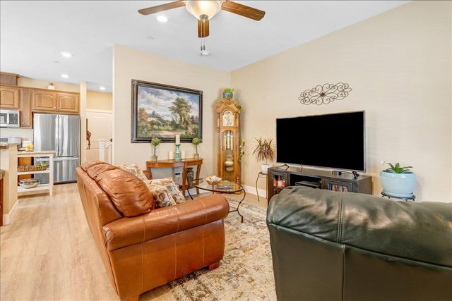 12833 Rogge Village Loop, Salinas, CA 93906