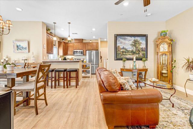 12833 Rogge Village Loop, Salinas, CA 93906