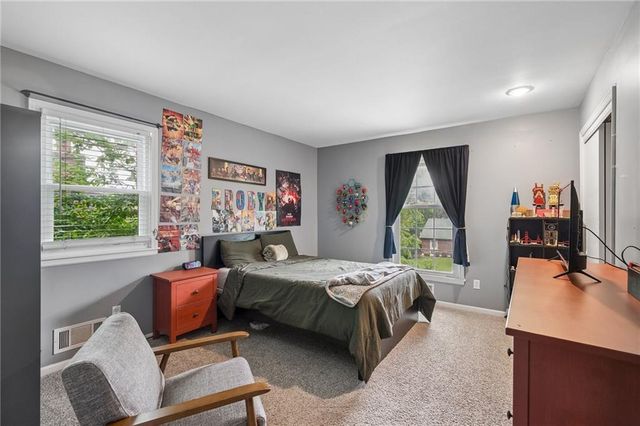 6104 Albervan Street, Shawnee, KS 66216