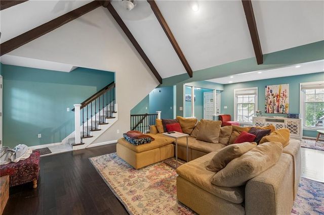 6104 Albervan Street, Shawnee, KS 66216