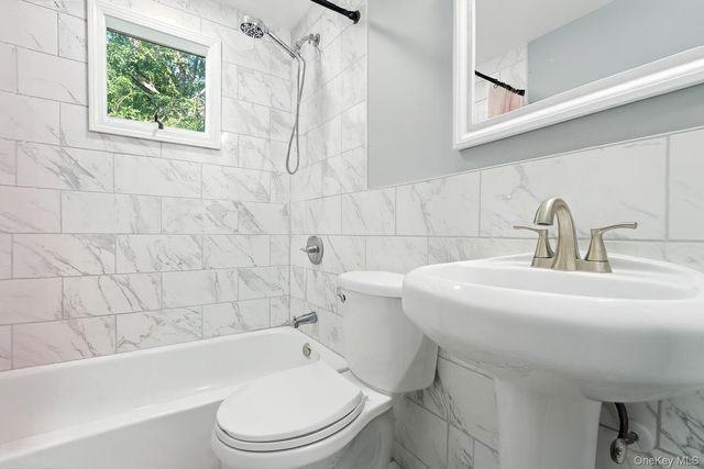 111 Sherbrooke Road, West Babylon, NY 11704