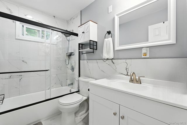 111 Sherbrooke Road, West Babylon, NY 11704