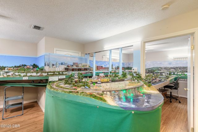 785 Pelican Bay Drive, Daytona Beach, FL 32119