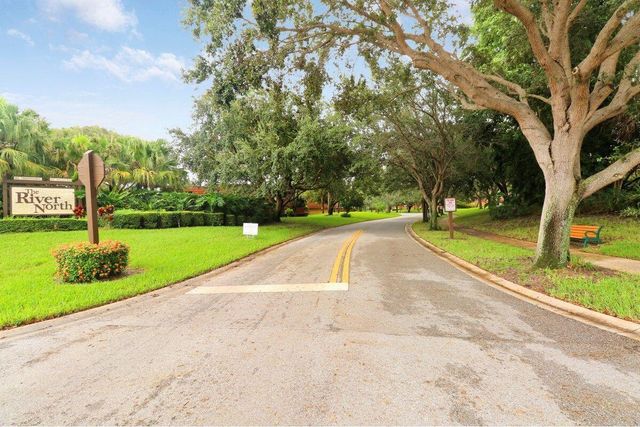 2813 28th Court, Jupiter, FL 33477