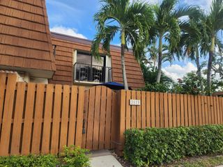 2813 28th Court, Jupiter, FL 33477
