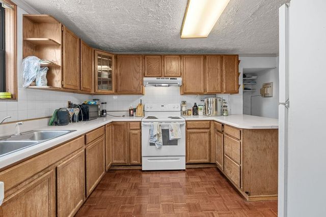 923 E Baldwin Ave, Spokane, WA 99207