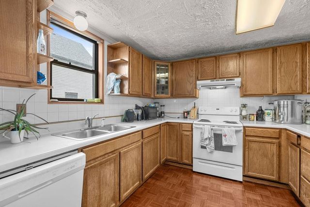 923 E Baldwin Ave, Spokane, WA 99207