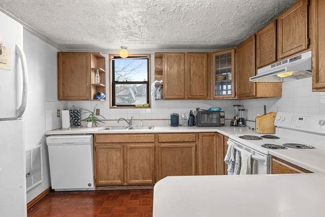 923 E Baldwin Ave, Spokane, WA 99207