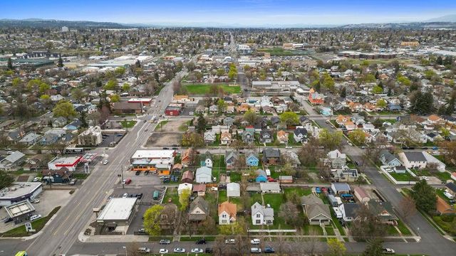 923 E Baldwin Ave, Spokane, WA 99207
