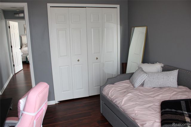 52133 Naugatuck Drive 25, Macomb Township, MI 48042