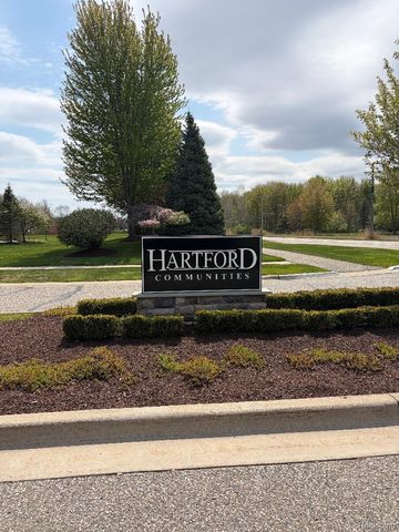 52133 Naugatuck Drive 25, Macomb Township, MI 48042