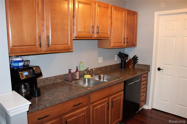 52133 Naugatuck Drive 25, Macomb Township, MI 48042