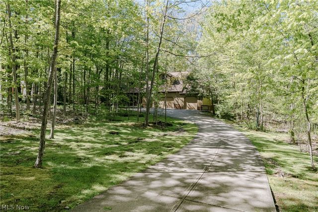 33475 Miles Road, Moreland Hills, OH 44022