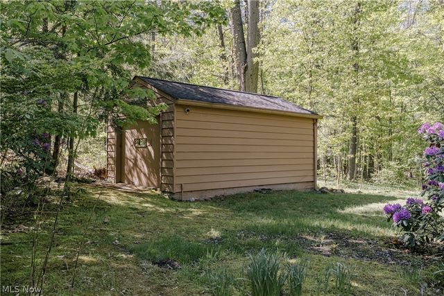 33475 Miles Road, Moreland Hills, OH 44022